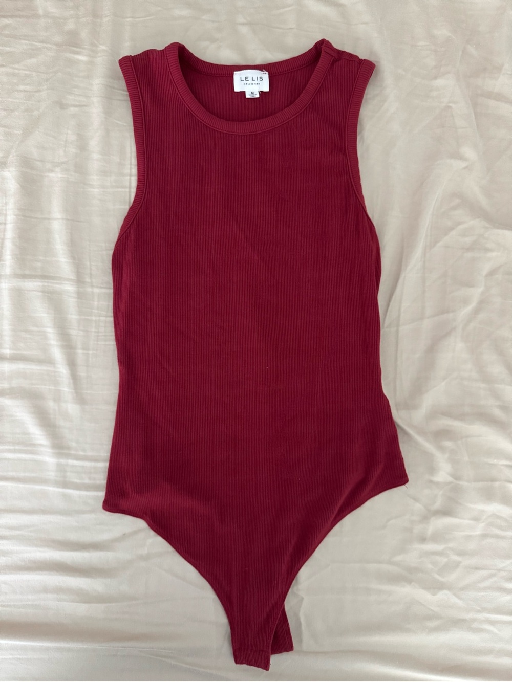 LE LIS Collection Ribbed Crewneck Tank in Berry